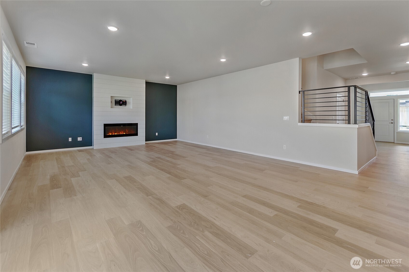 Photos are from a previously built Magnolia plan in the community. They may show a color or upgrade that is no longer available. They do demonstrate the quality materials and attention to detail that you will find in a Rush home.