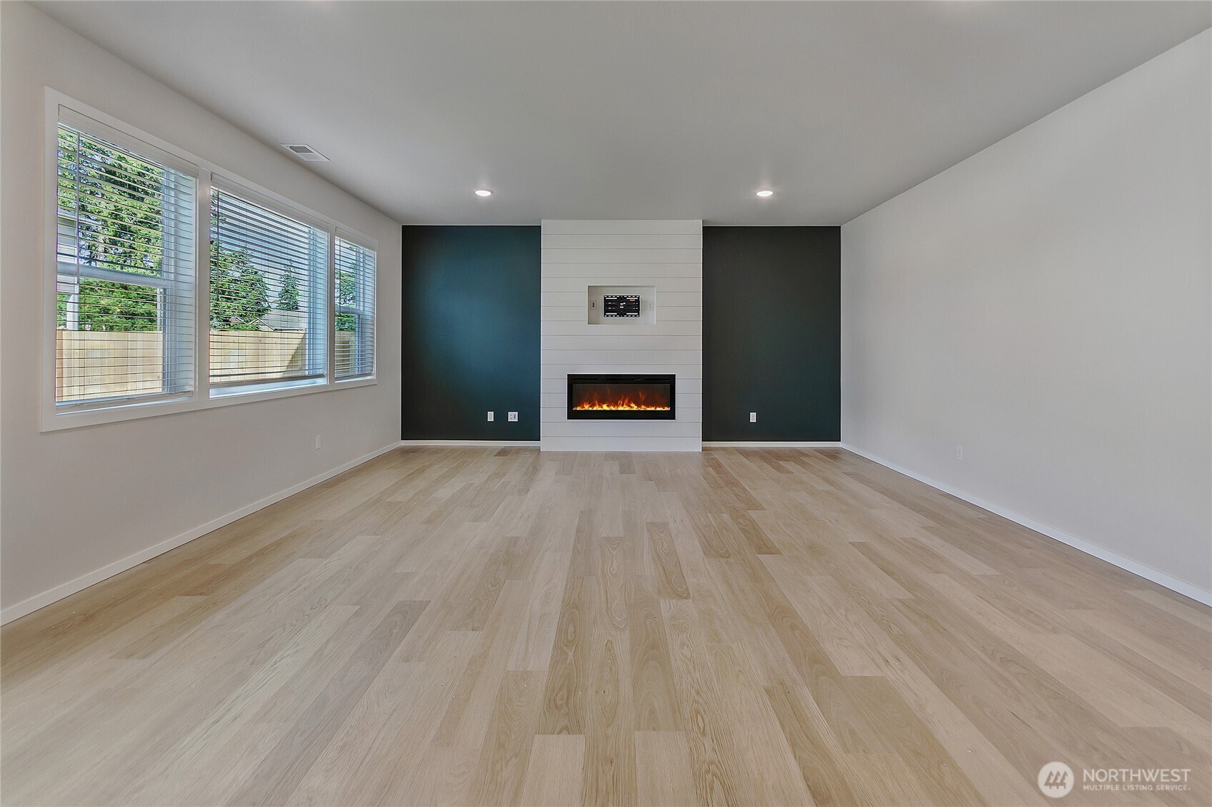 Photos are from a previously built Magnolia plan in the community. They may show a color or upgrade that is no longer available. They do demonstrate the quality materials and attention to detail that you will find in a Rush home.