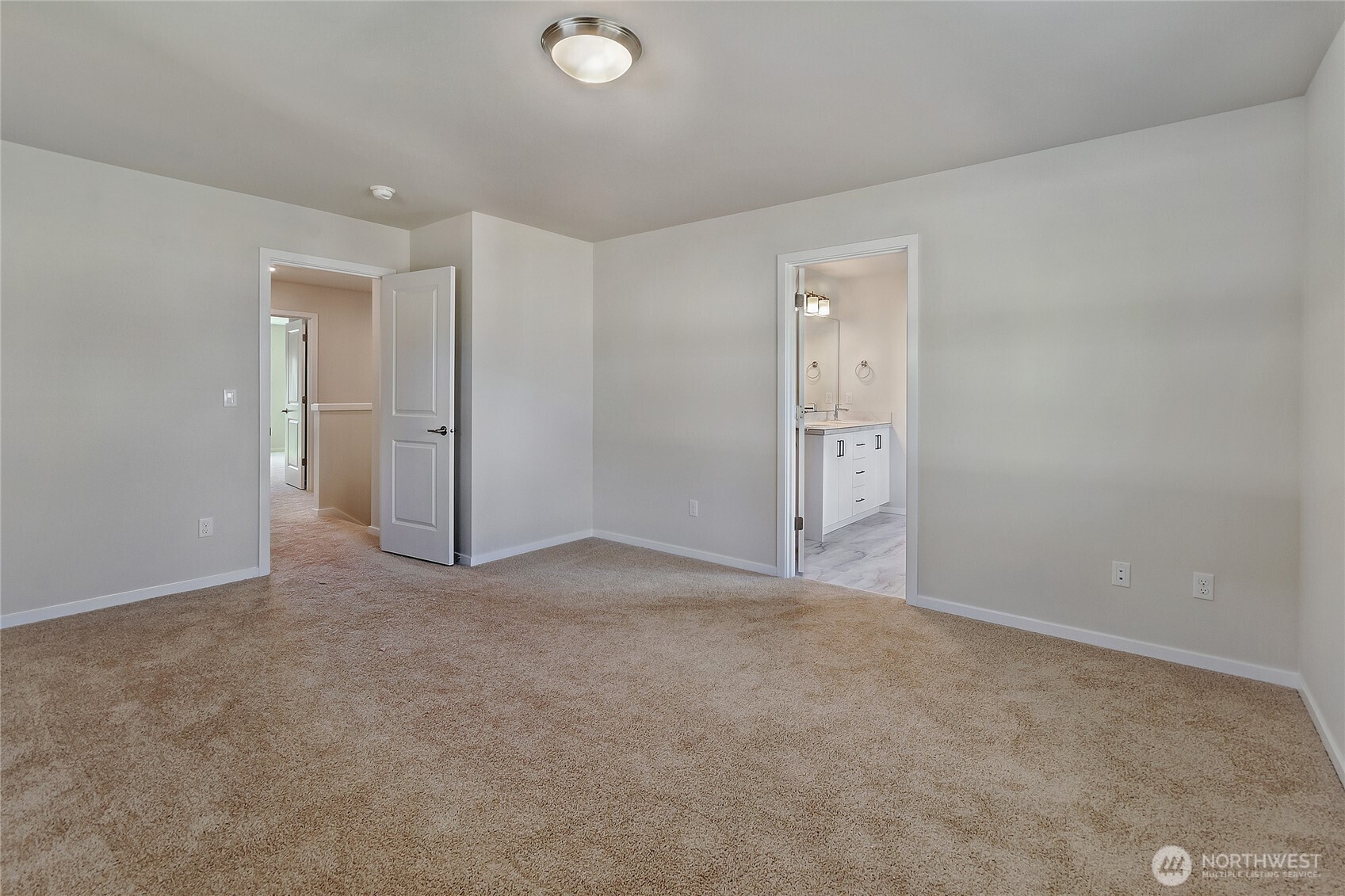 Photos are from a previously built Magnolia plan in the community. They may show a color or upgrade that is no longer available. They do demonstrate the quality materials and attention to detail that you will find in a Rush home.