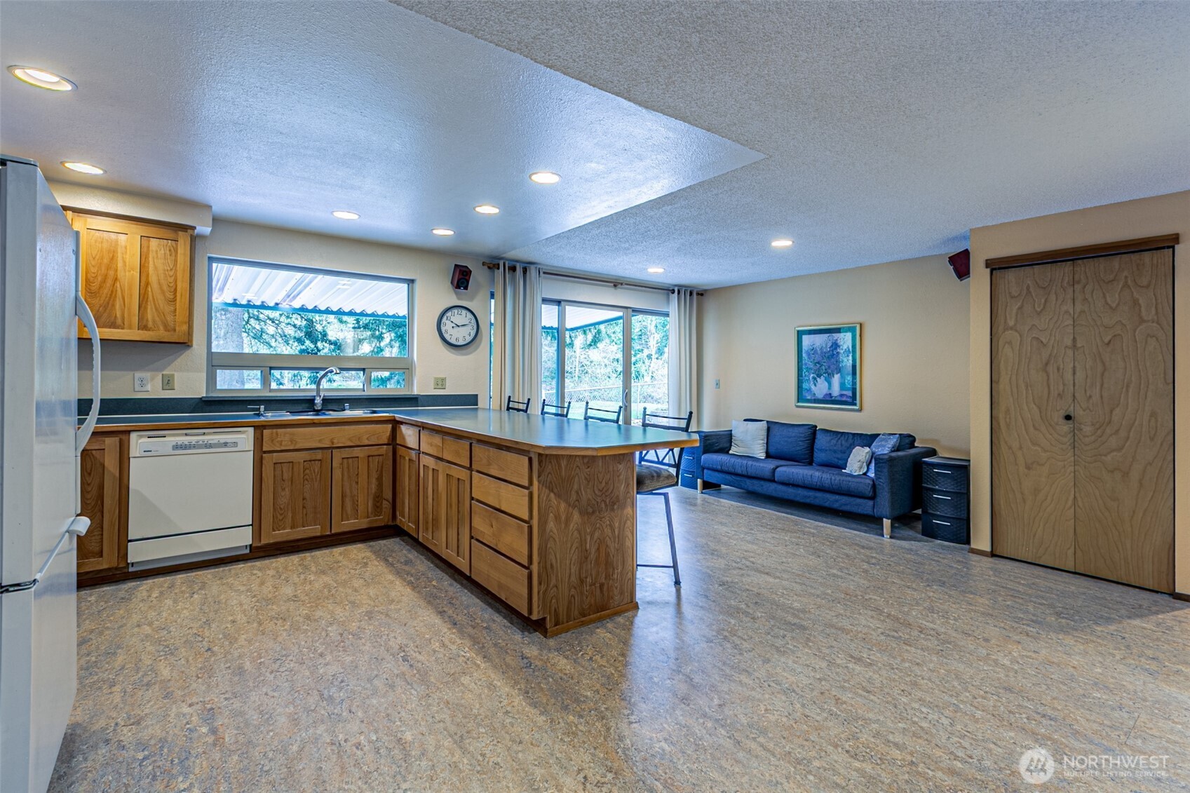 The kitchen and dining rooms.