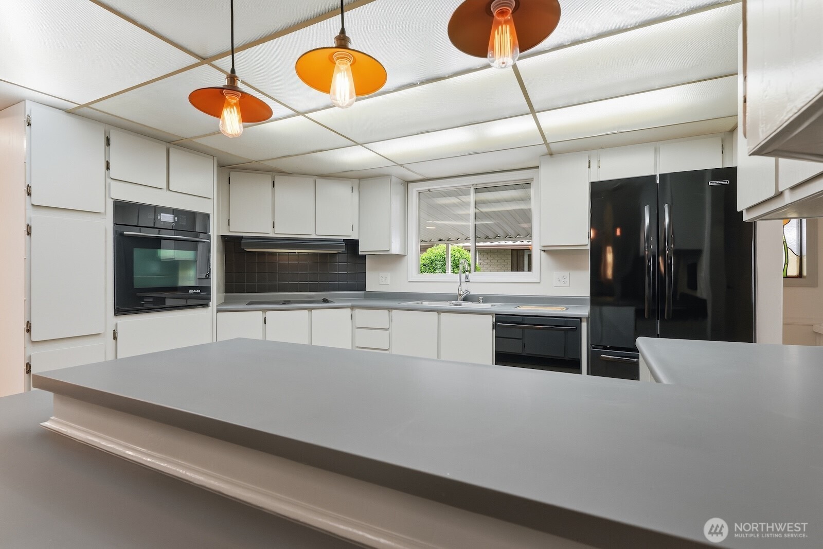 Counter seating in the kitchen