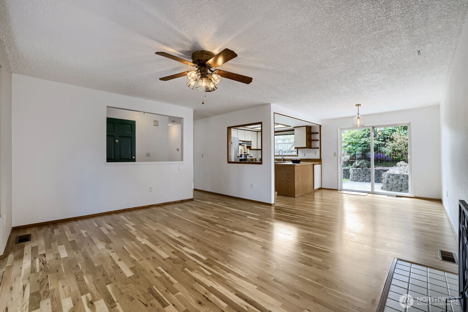 New paint boasted by fresh hardwoods