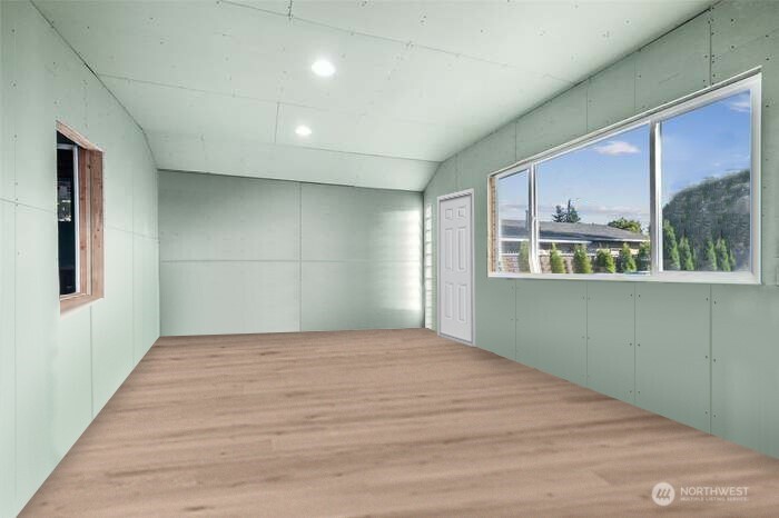 Detached-Bonus room/office/shop