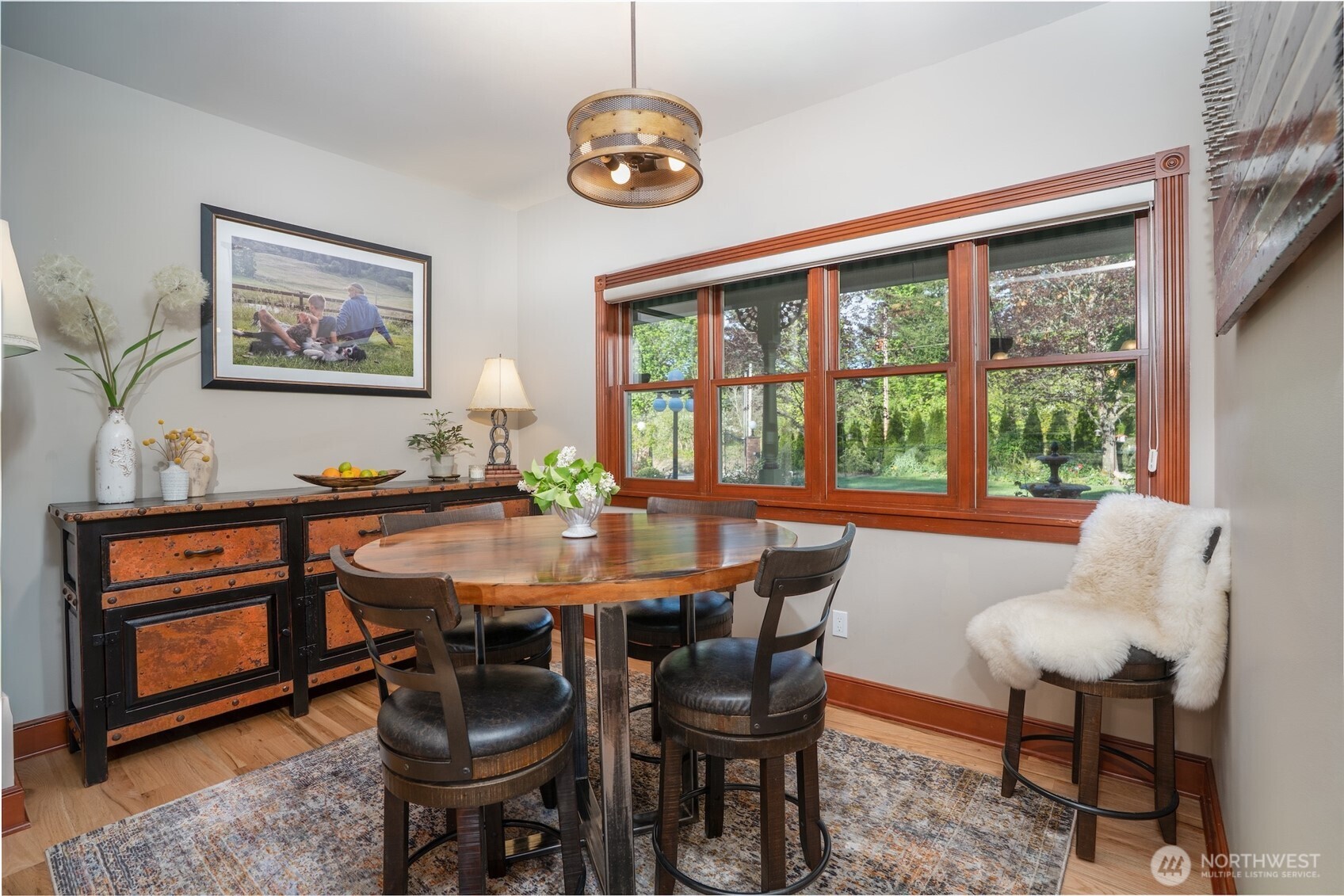 Breakfast nook