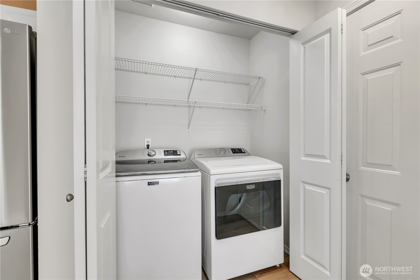 Nice washer & dryer stay ~