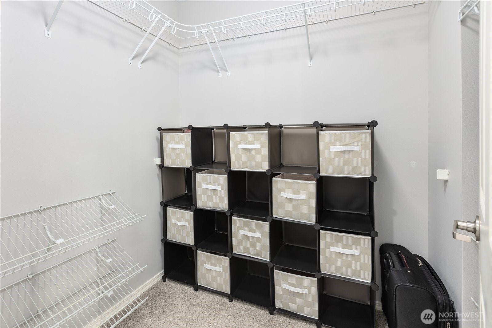 Large Primary Walk-In