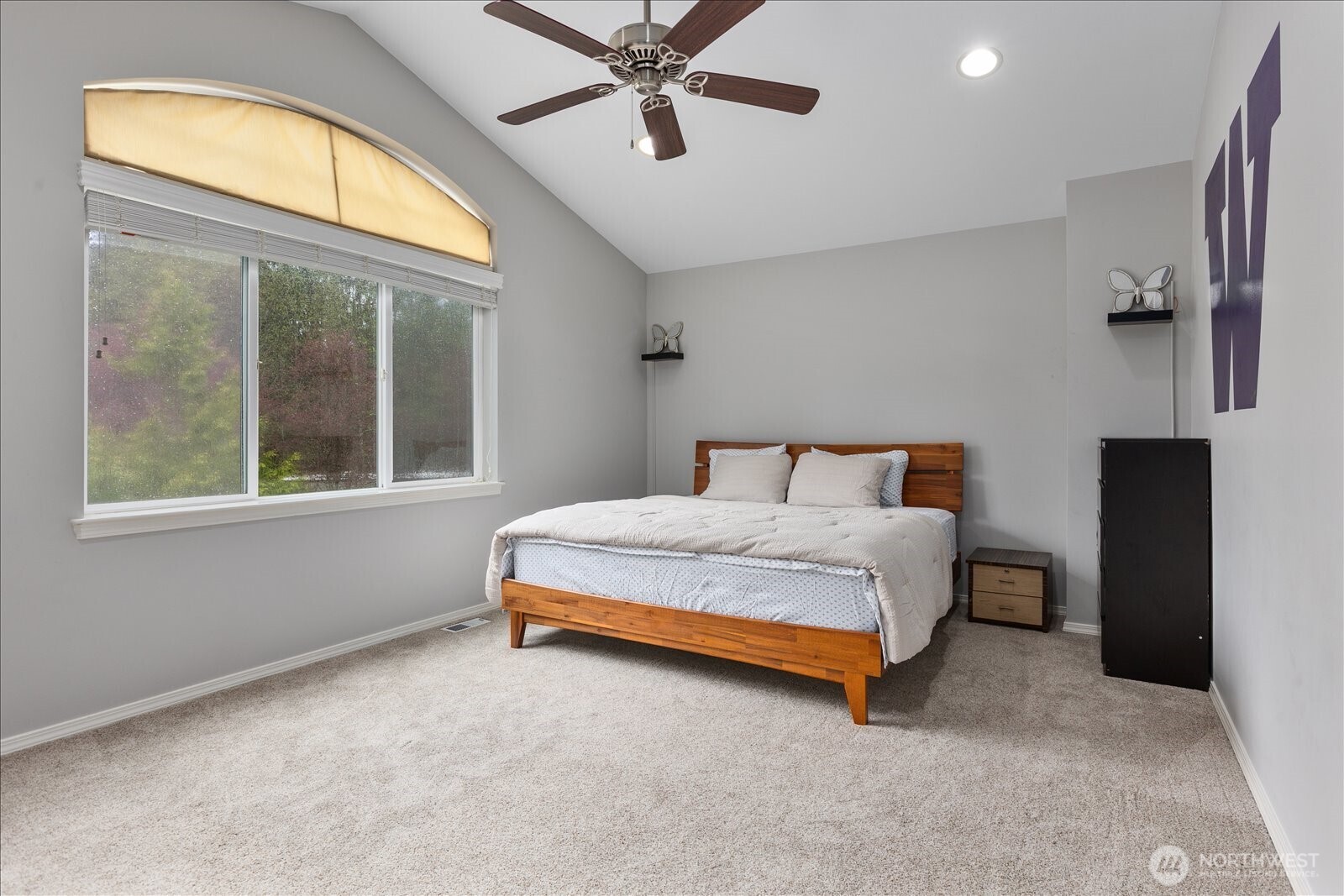 Spacious Bonus Room- Currently is Used as a Bedroom