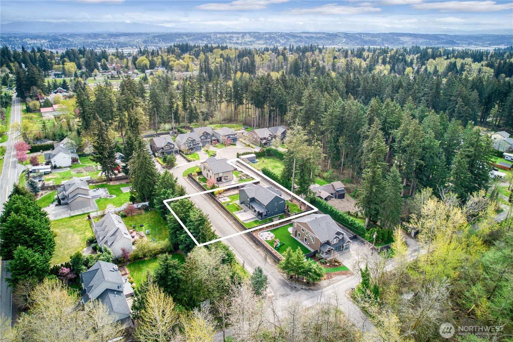 Conveniently located near shopping, dining, light rail & highways.