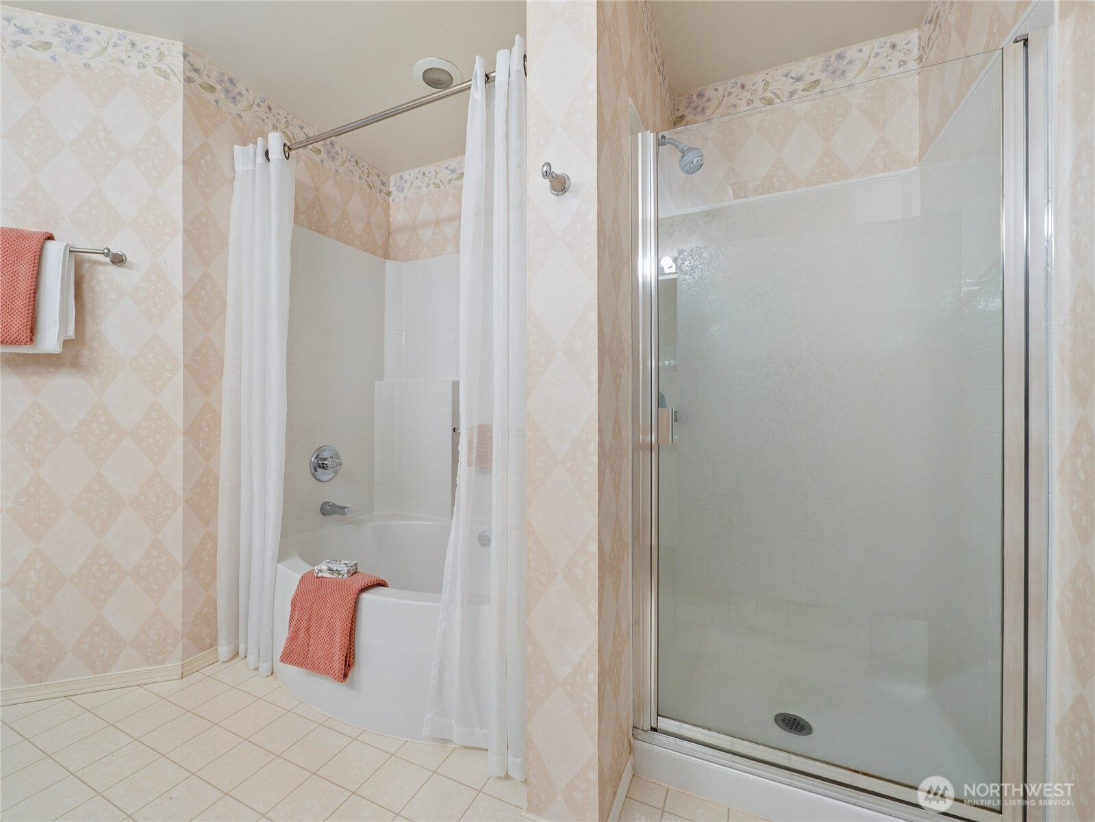 - Prefer a step-in shower? No problem! But there's still the option of the soaker tub!
