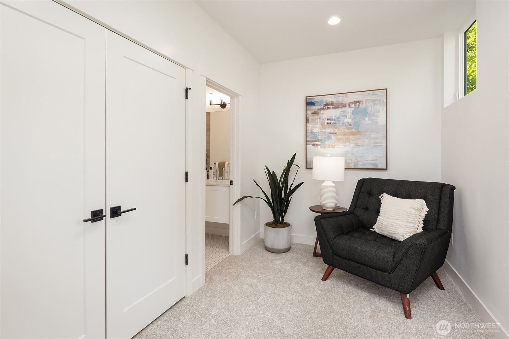 Photo of similar home, 1719