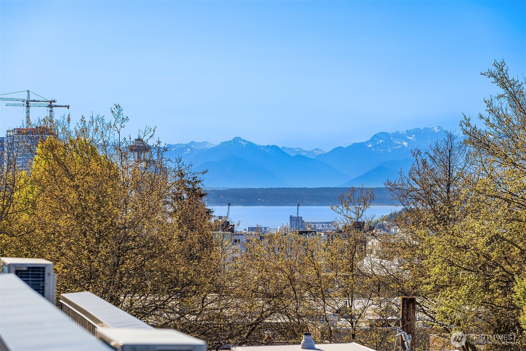 Photo of similar home, 1719