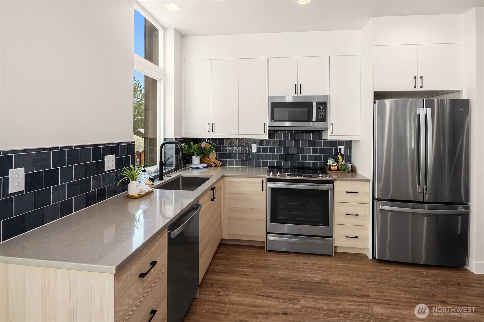 Photo of similar home, 1719