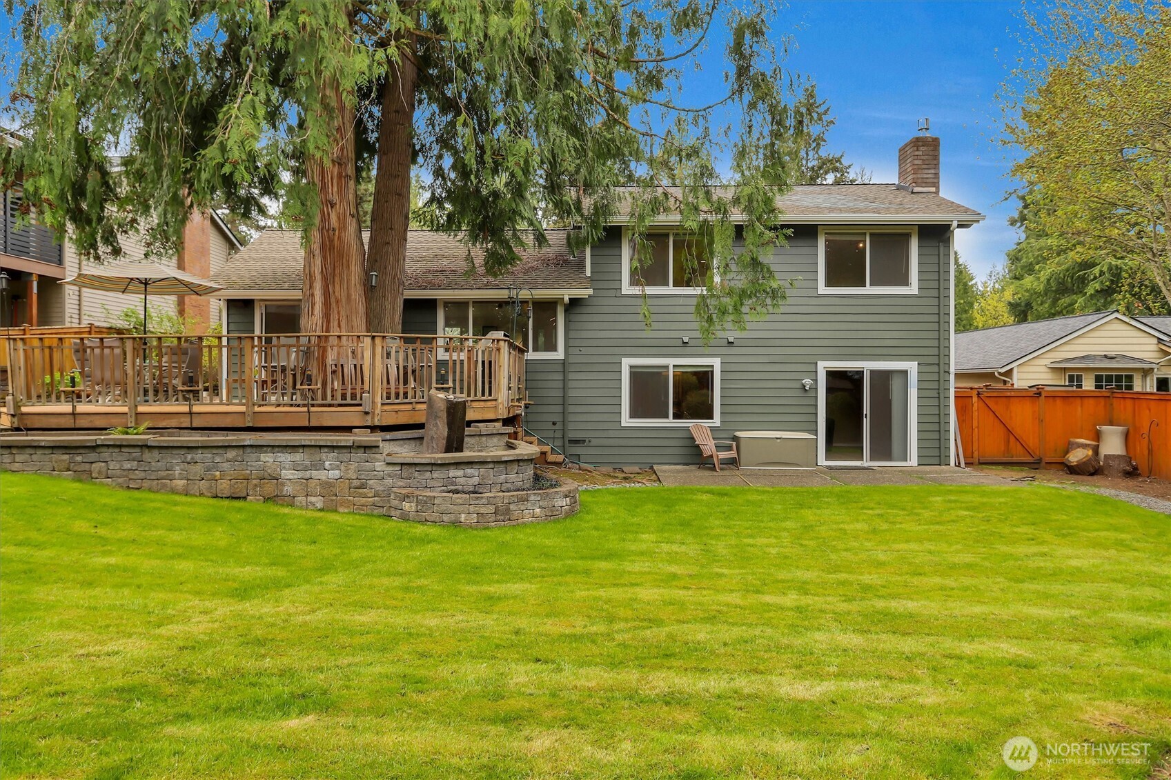 Plus large grassed area!