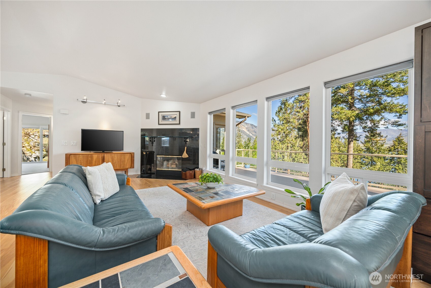 Incredible views and stunning wood burning fireplace.