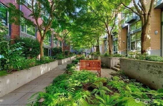 Private Interior Open Space b