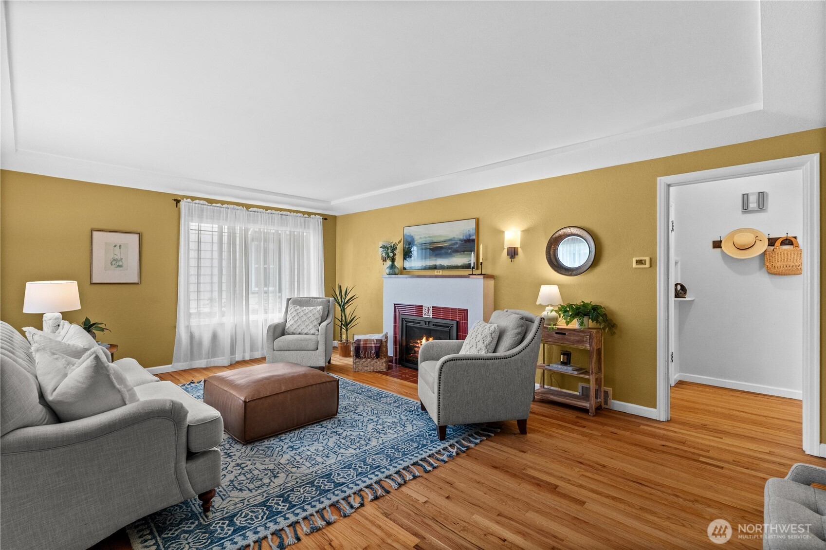 Living Room  4116 N Verde Street  Tacoma, WA 98407