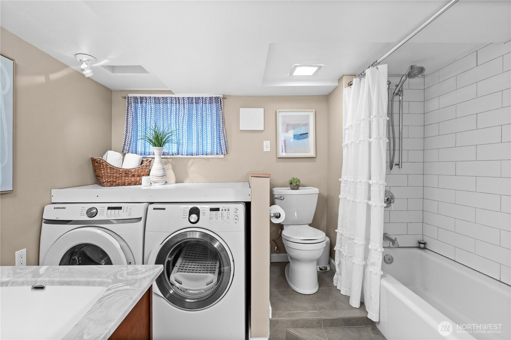 4116 N Verde Street  Tacoma, WA 98407