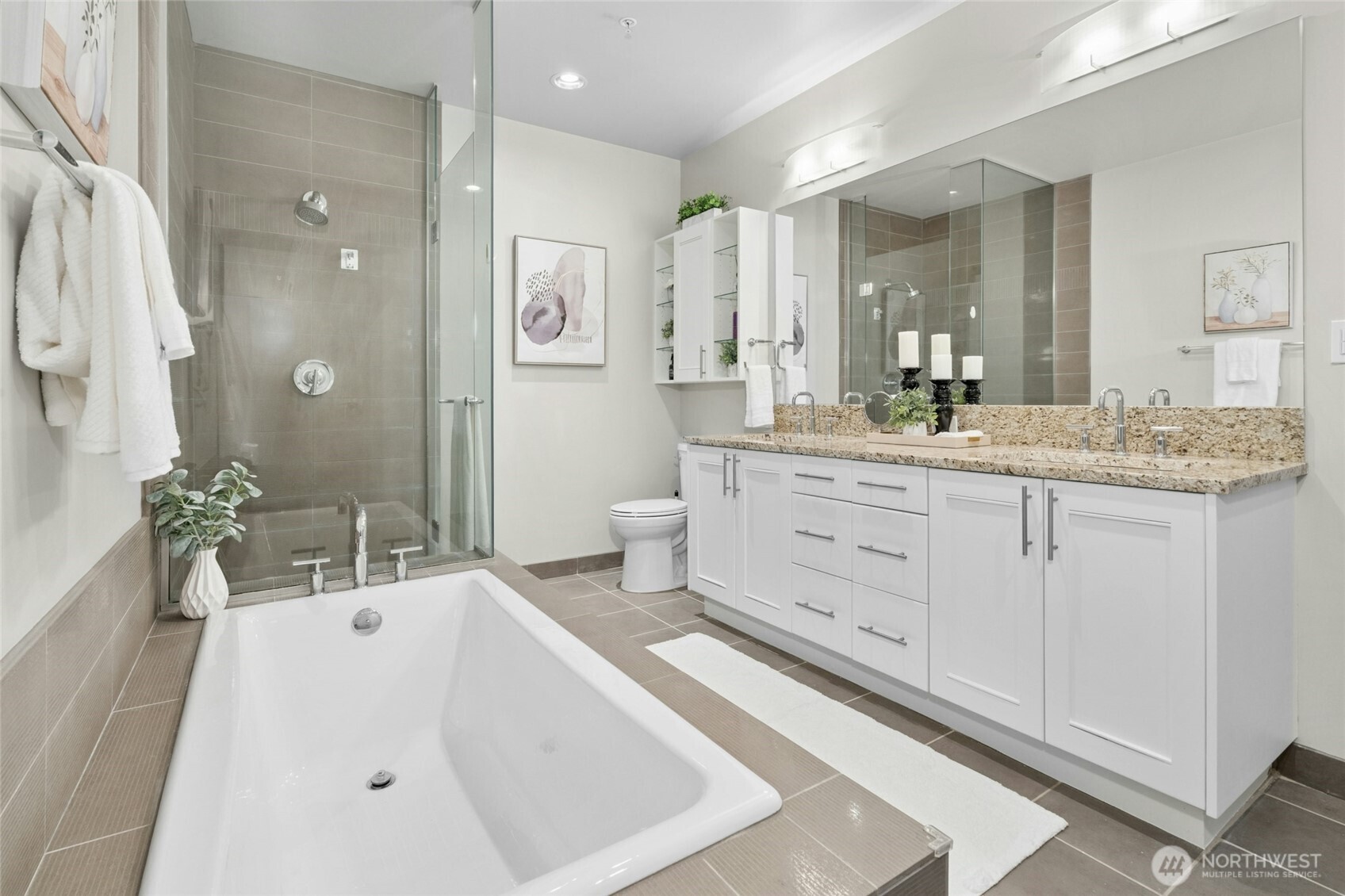 Luxurious 5-PC Bath