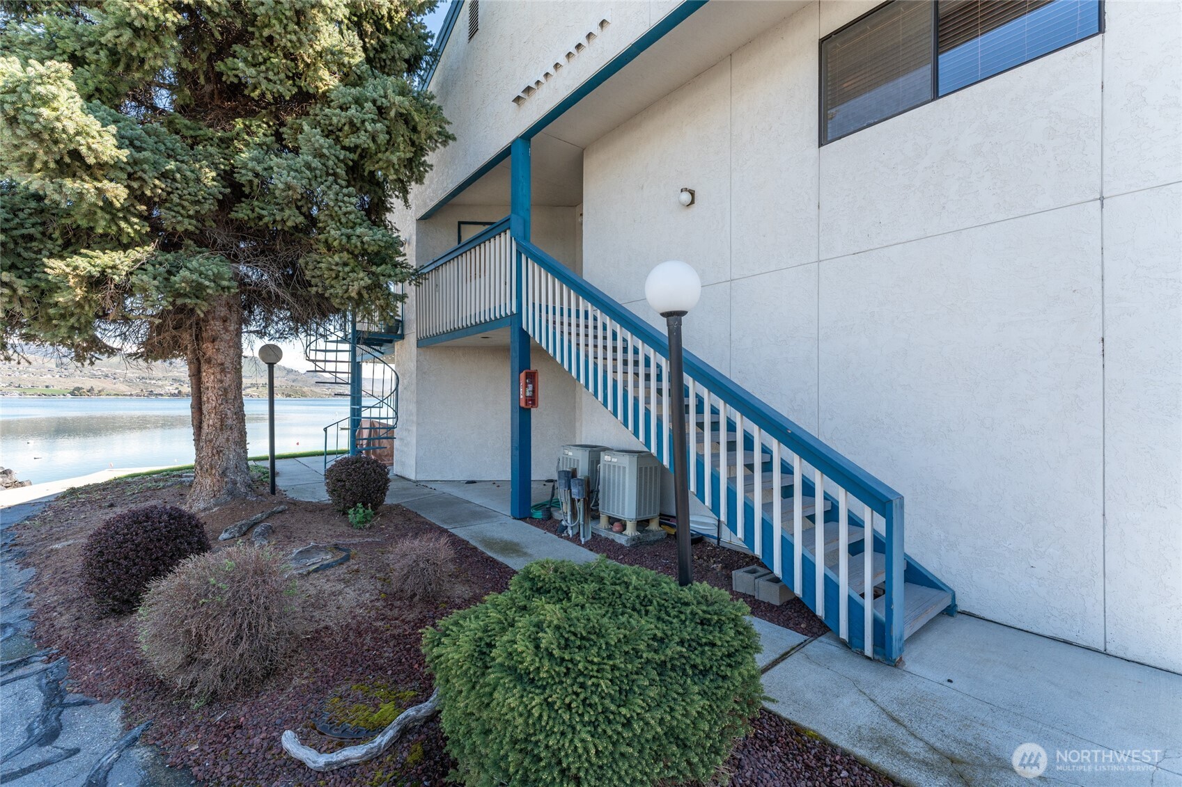 Private Staircase to unit
