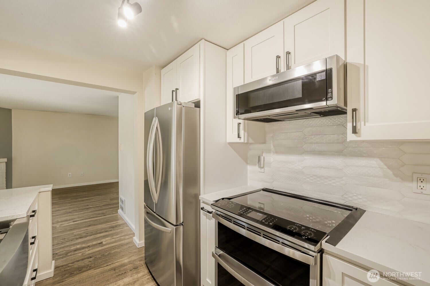 Kitchen with newer appliances