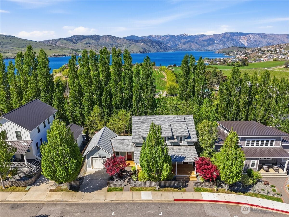 Aerial exterior view of home looking west.