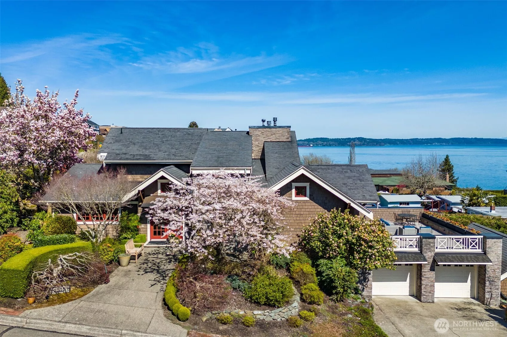 Welcome to 3515 N 35th Street.