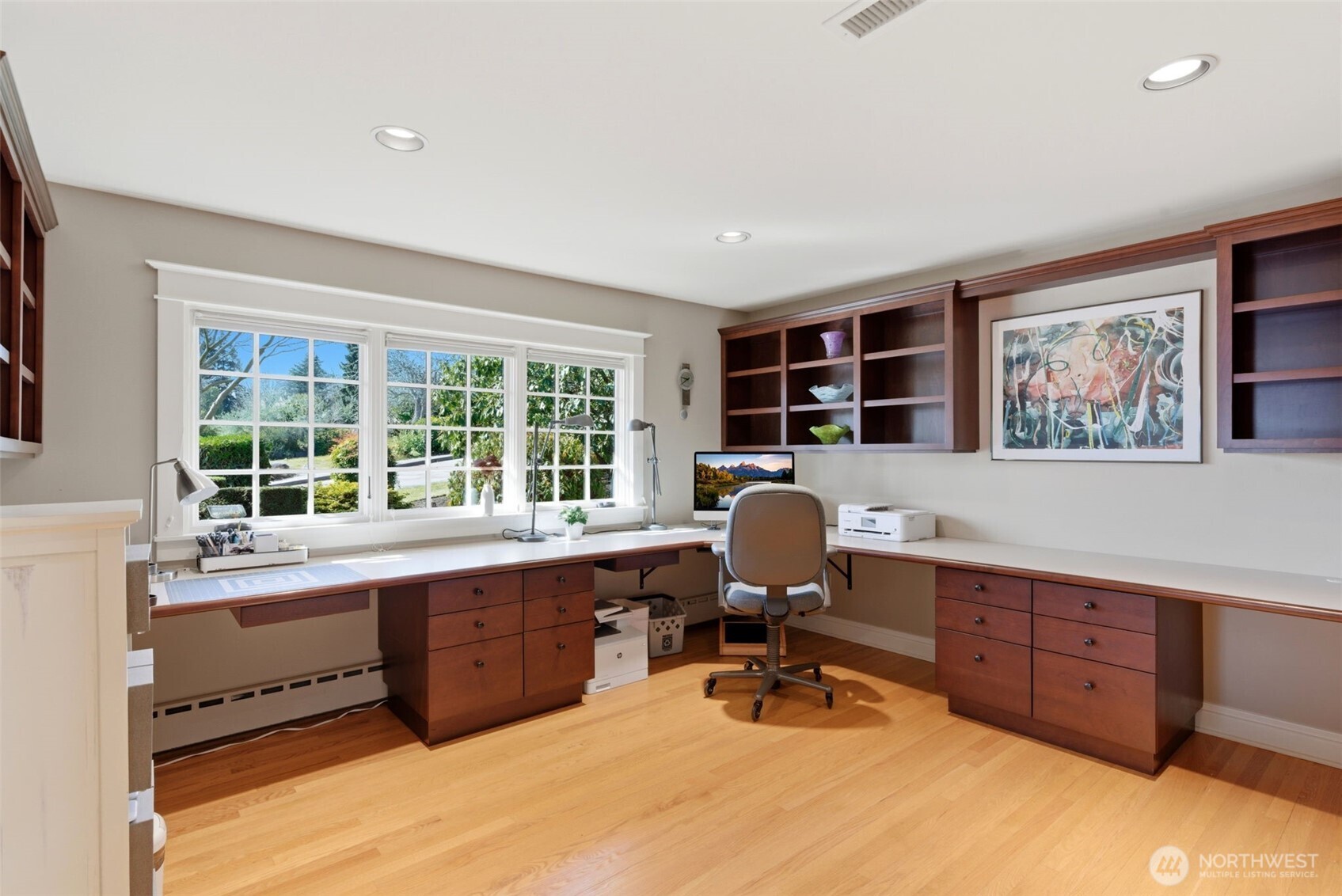 Custom cabinets and built ins in the home office.