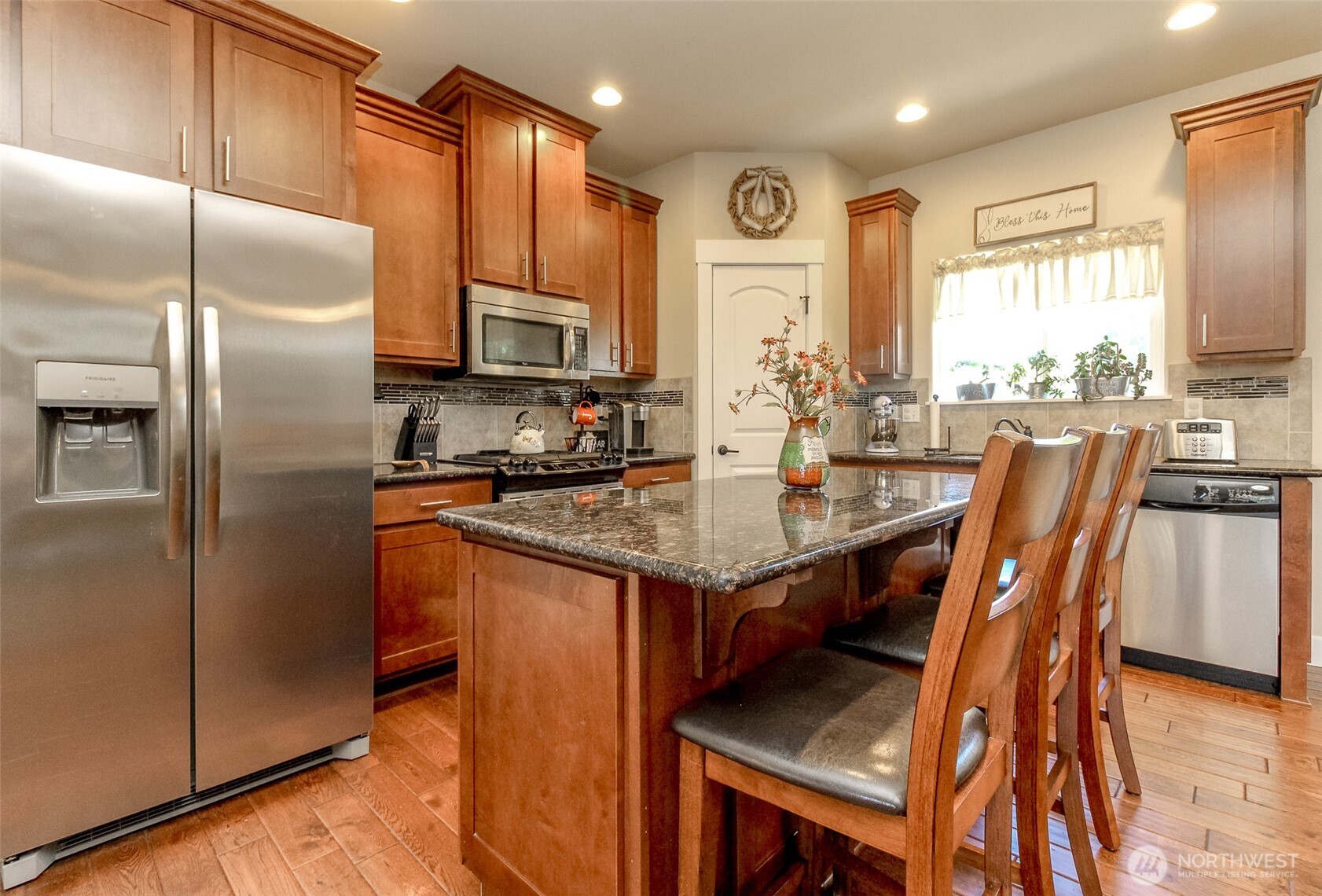 Photo from previous listing when Seller occupied.