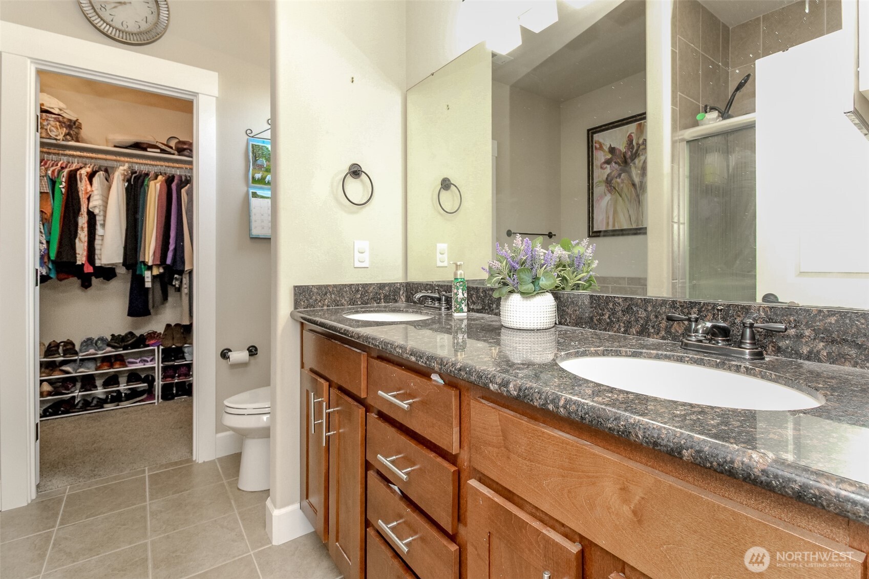 Photo from previous listing when Seller occupied.