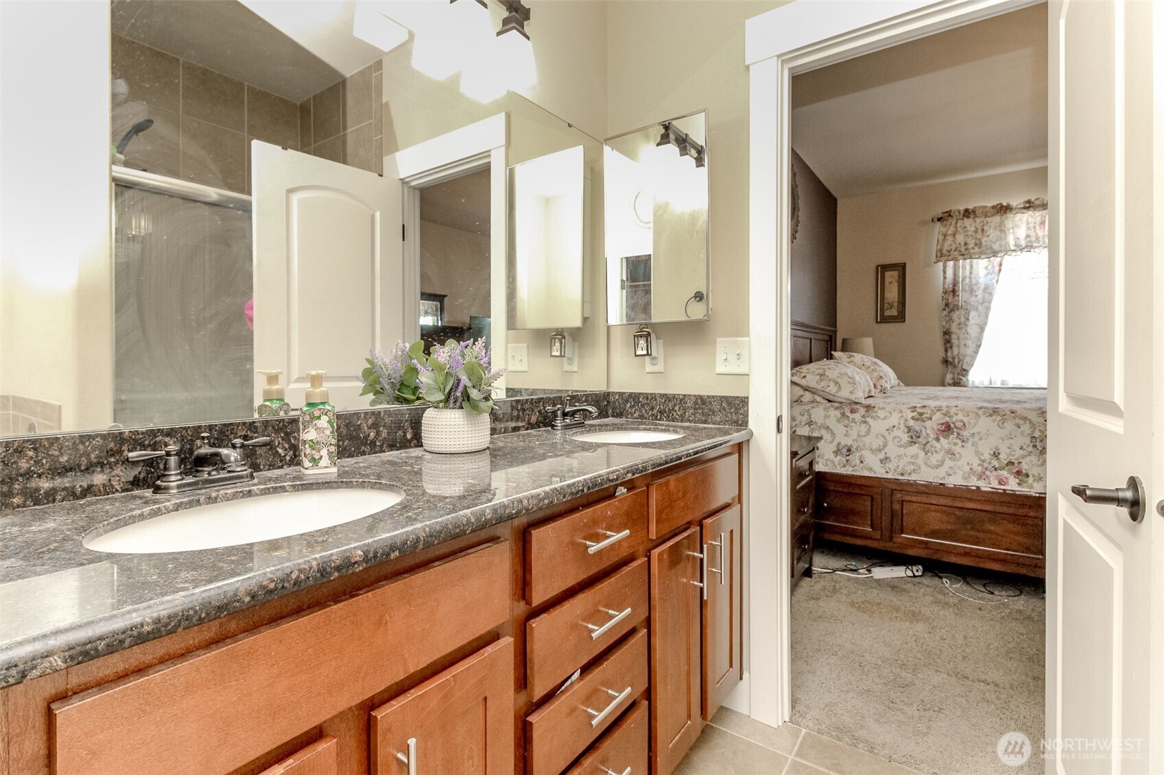 Photo from previous listing when Seller occupied.