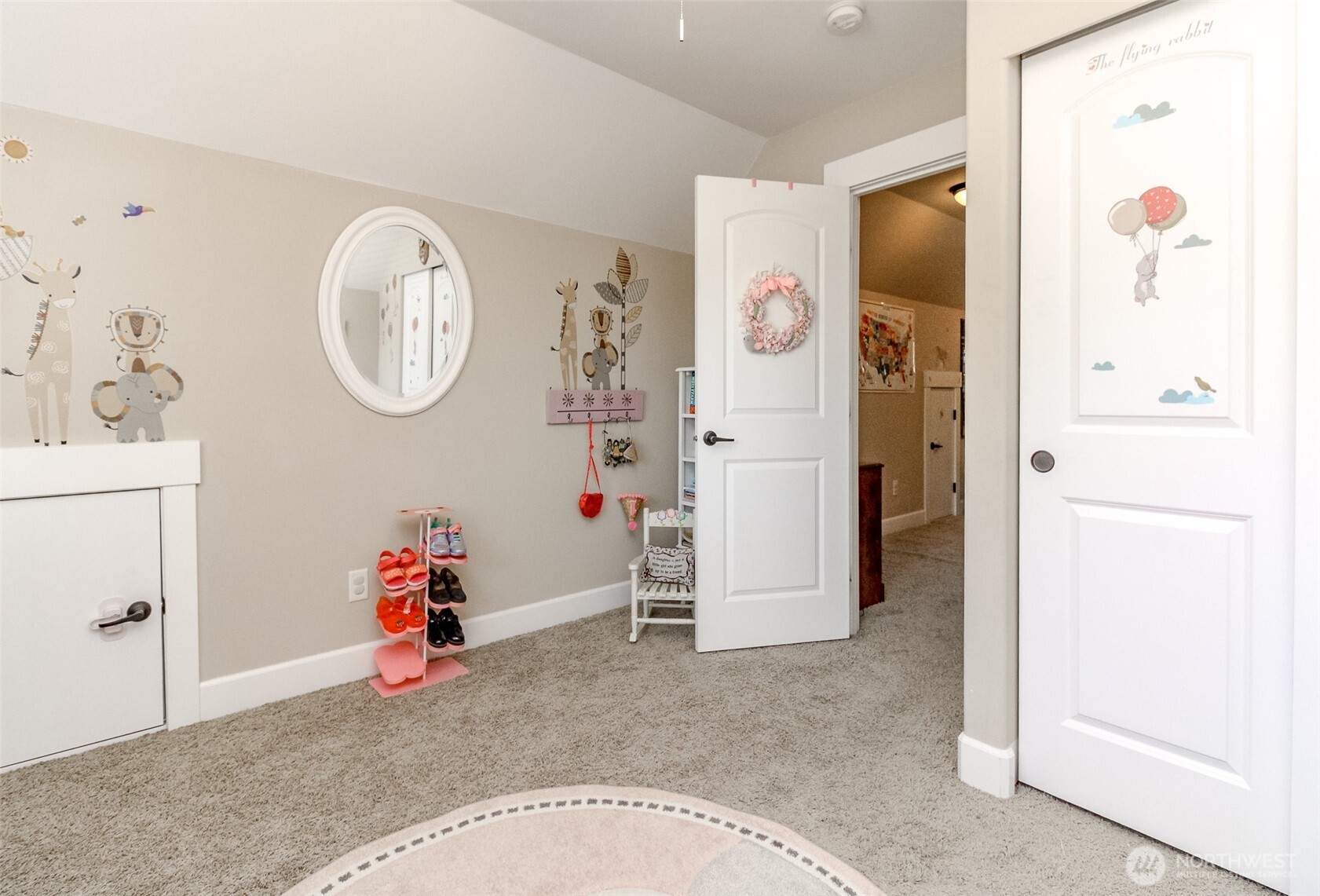 Photo from previous listing when Seller occupied.