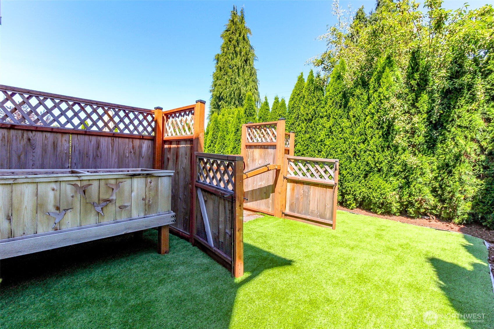 Photo from previous listing when Seller occupied.