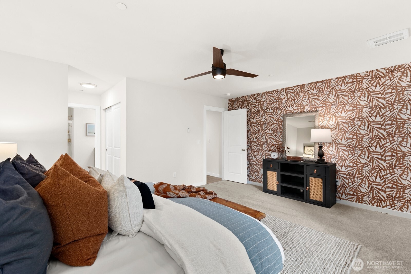 Another view of this spacious room.