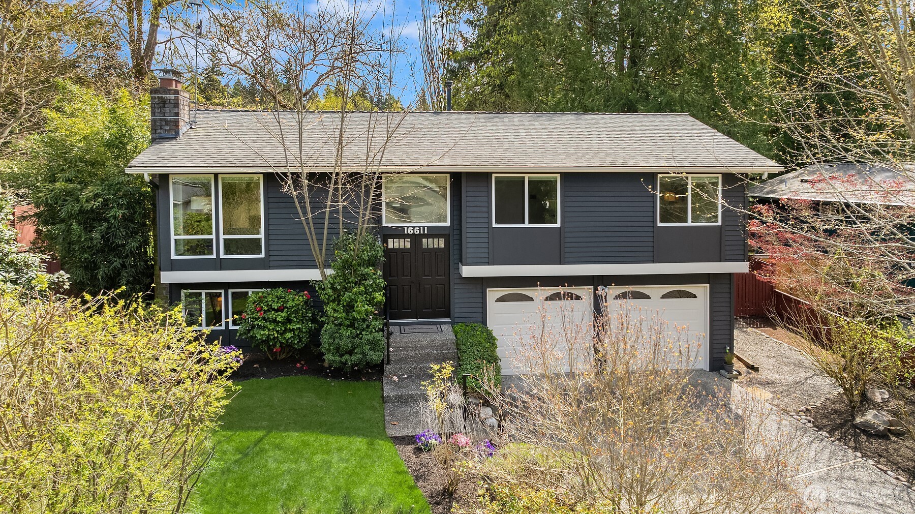 Plenty of space for parking