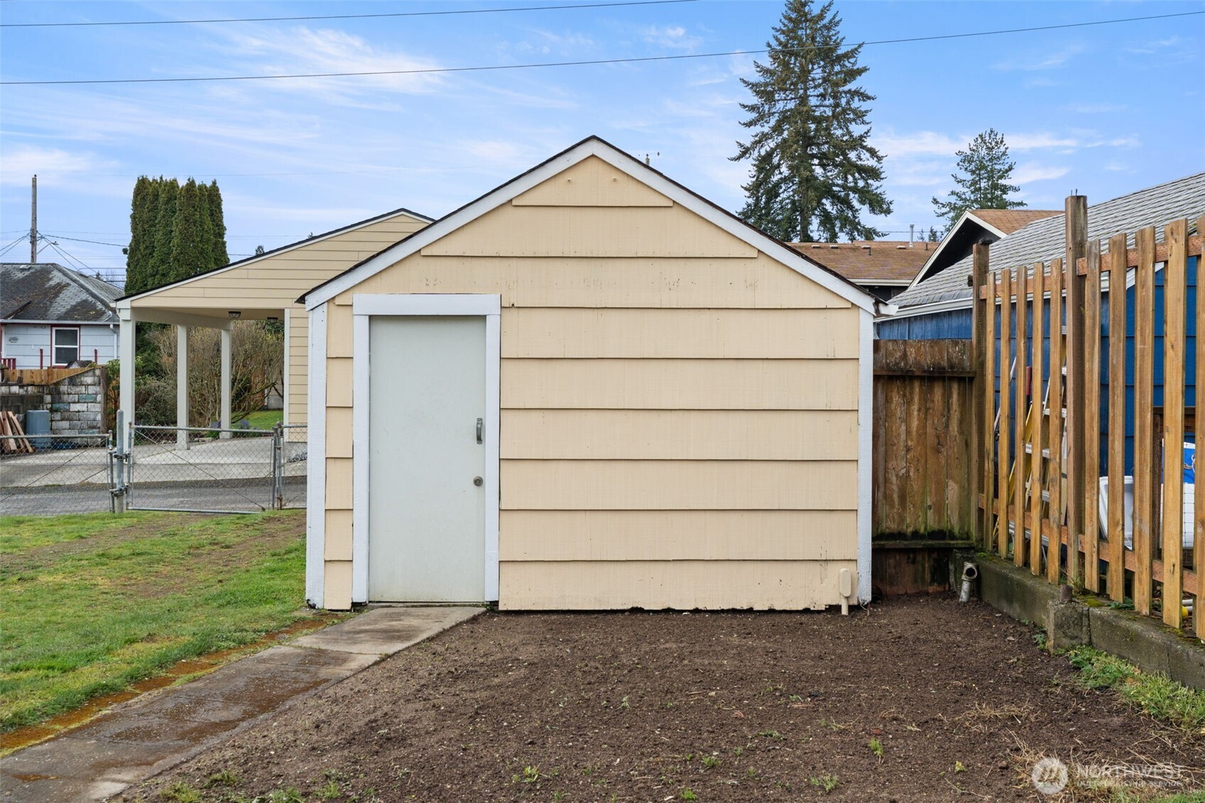 1 car detached garage on the rear of the property.