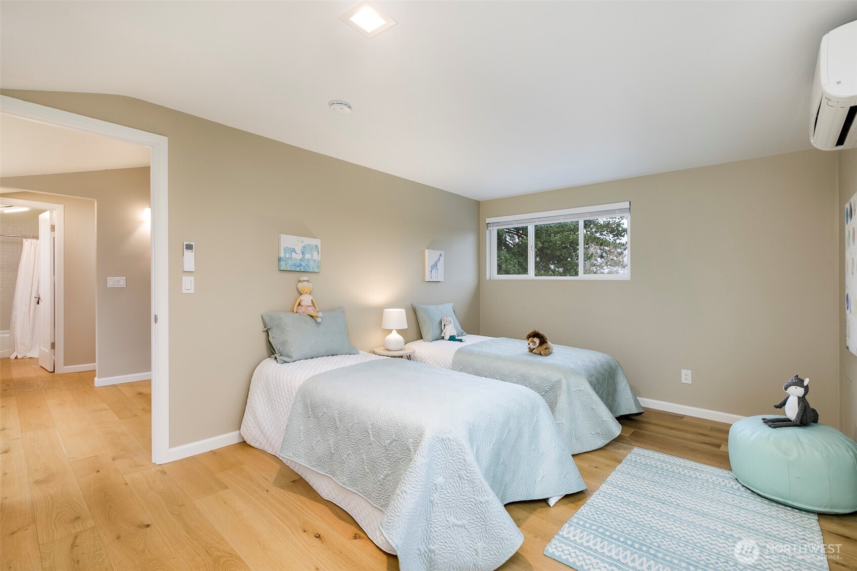 Upper Level Second Bedroom