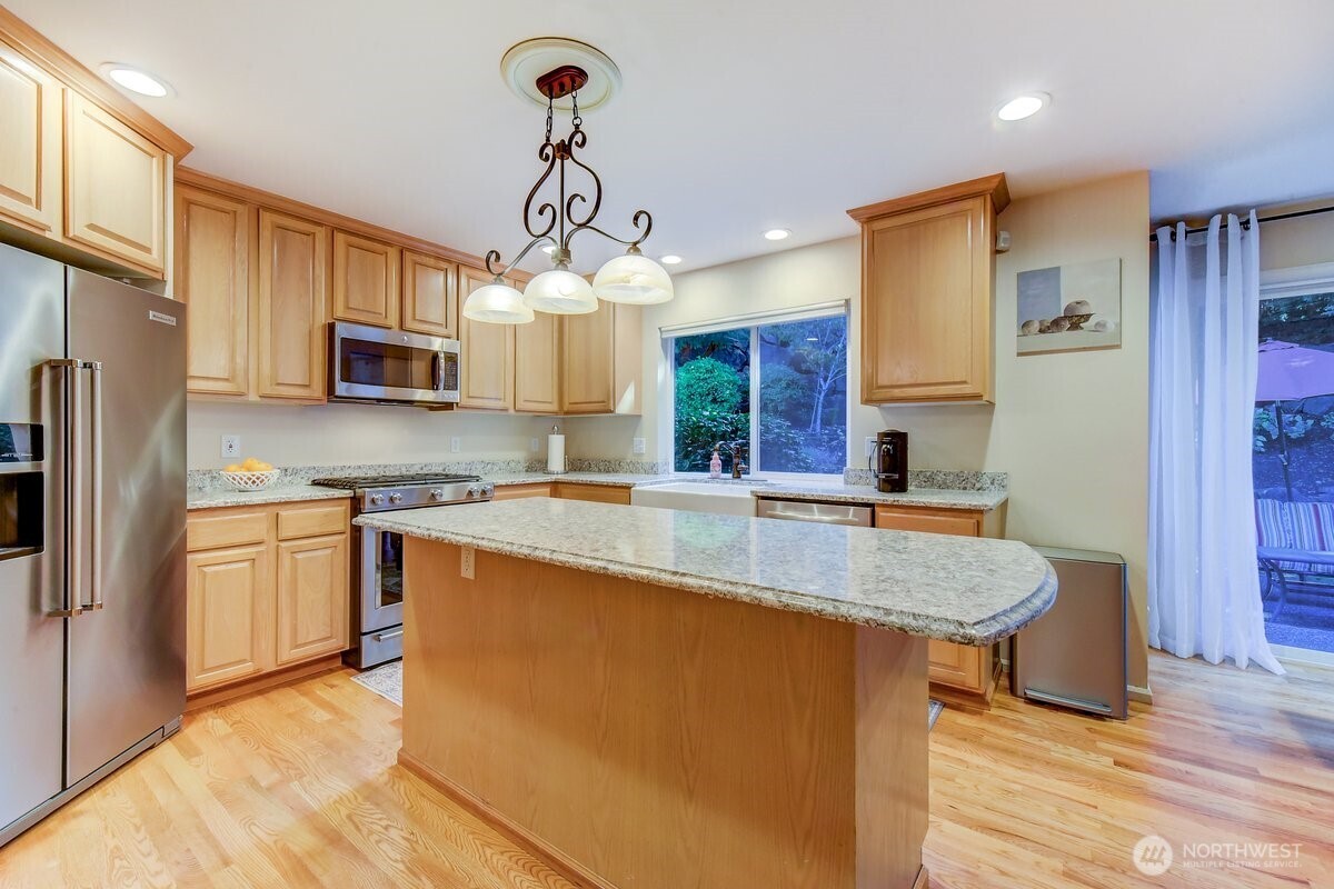 Updated counters and an extremely well-maintained home.