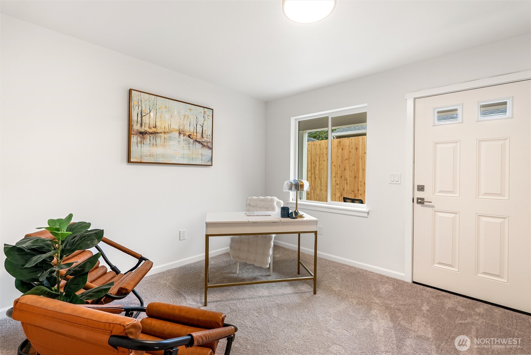 Bedroom 1/Office main floor