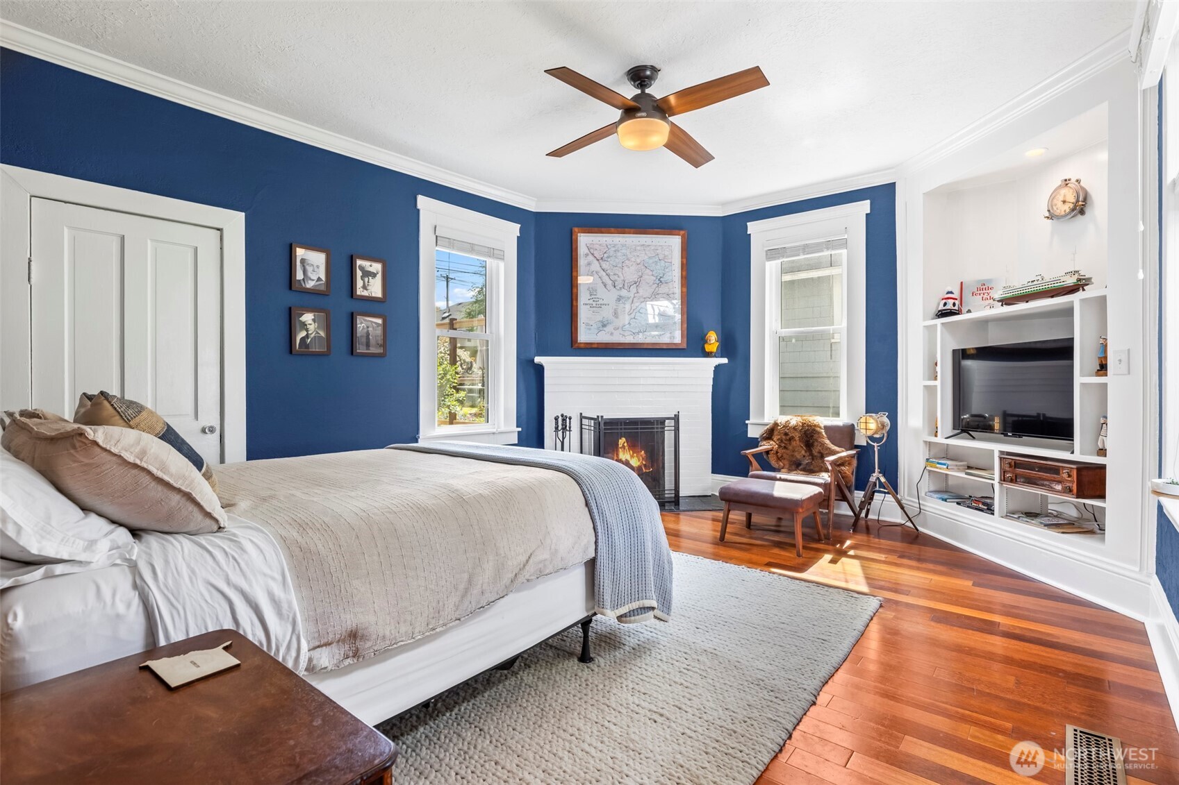 Main floor bedroom w/ fireplace