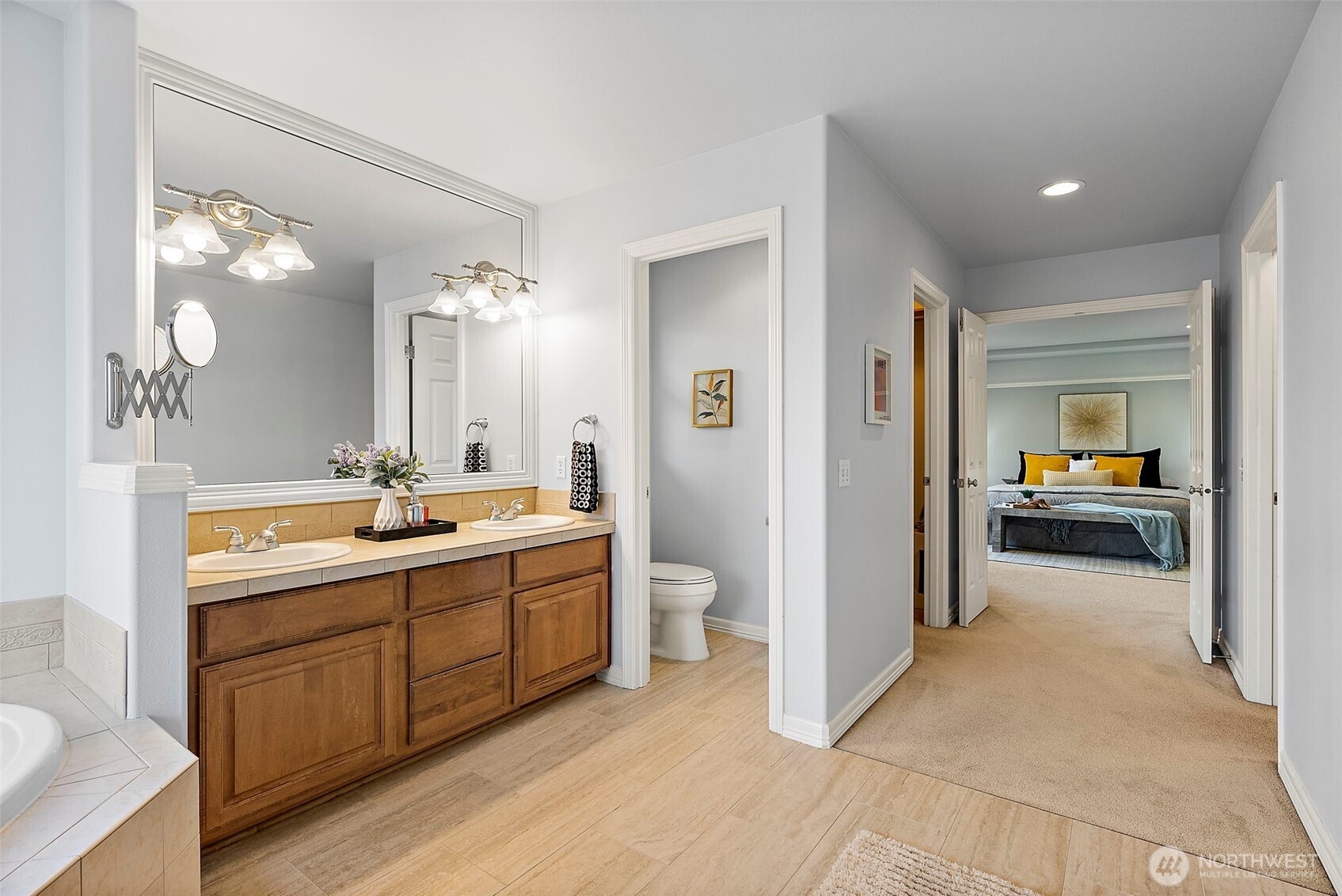 Second floor full bath with private shower/WC area