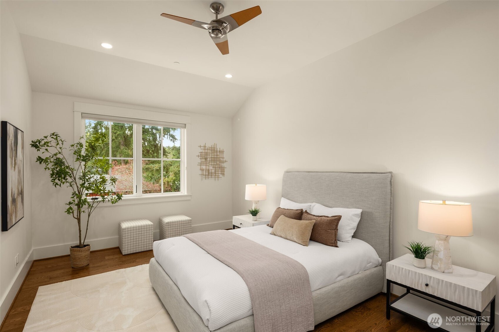 Spacious Junior Suite with walk-in closet