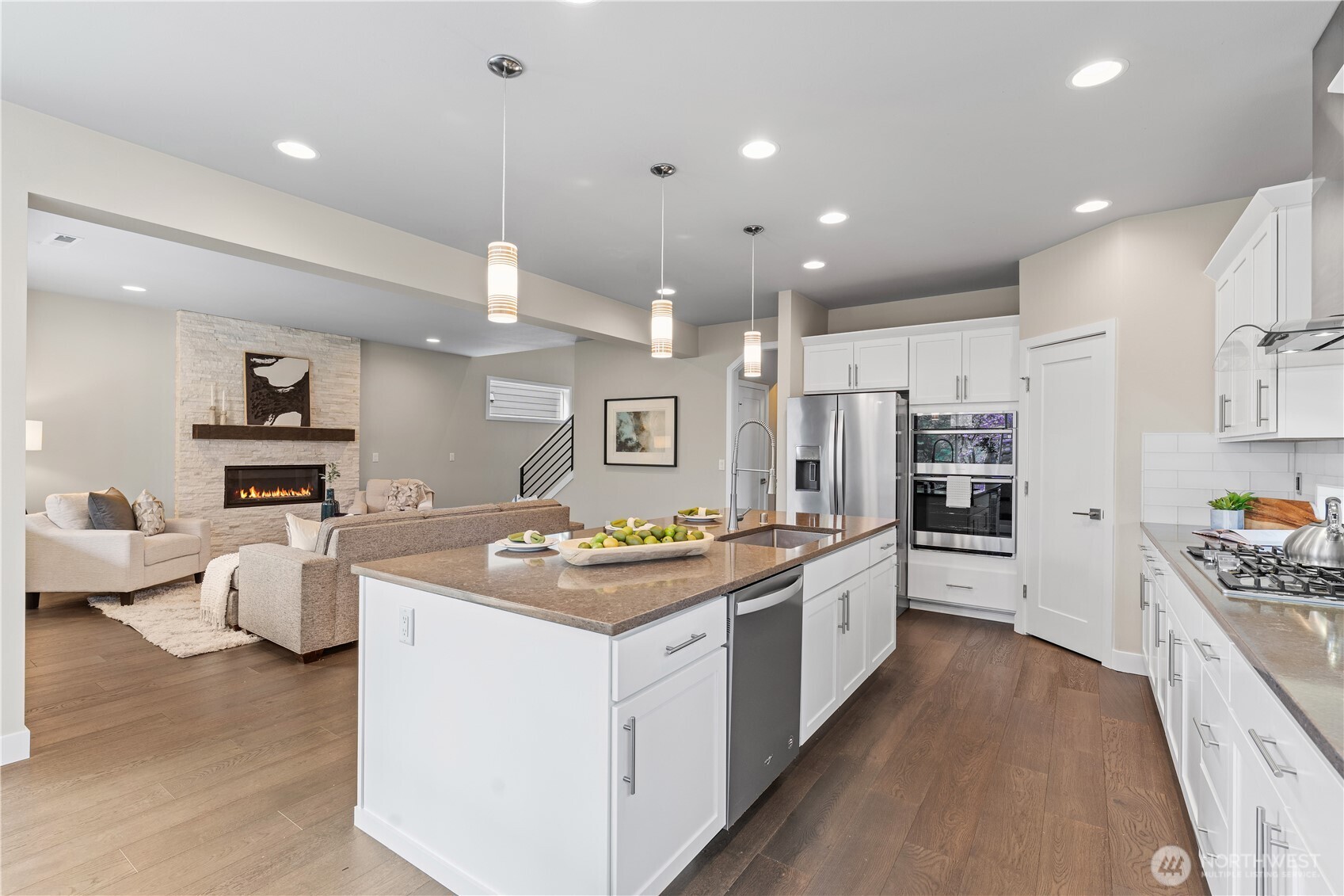 Custom Cabinetry, Ample Storage & Stainless Steel Appliances