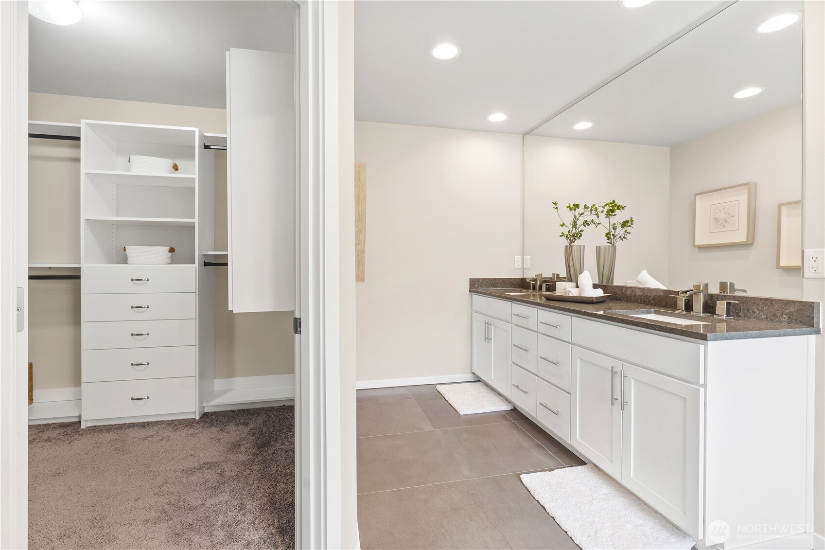 Walk In Closet & Double Vanities