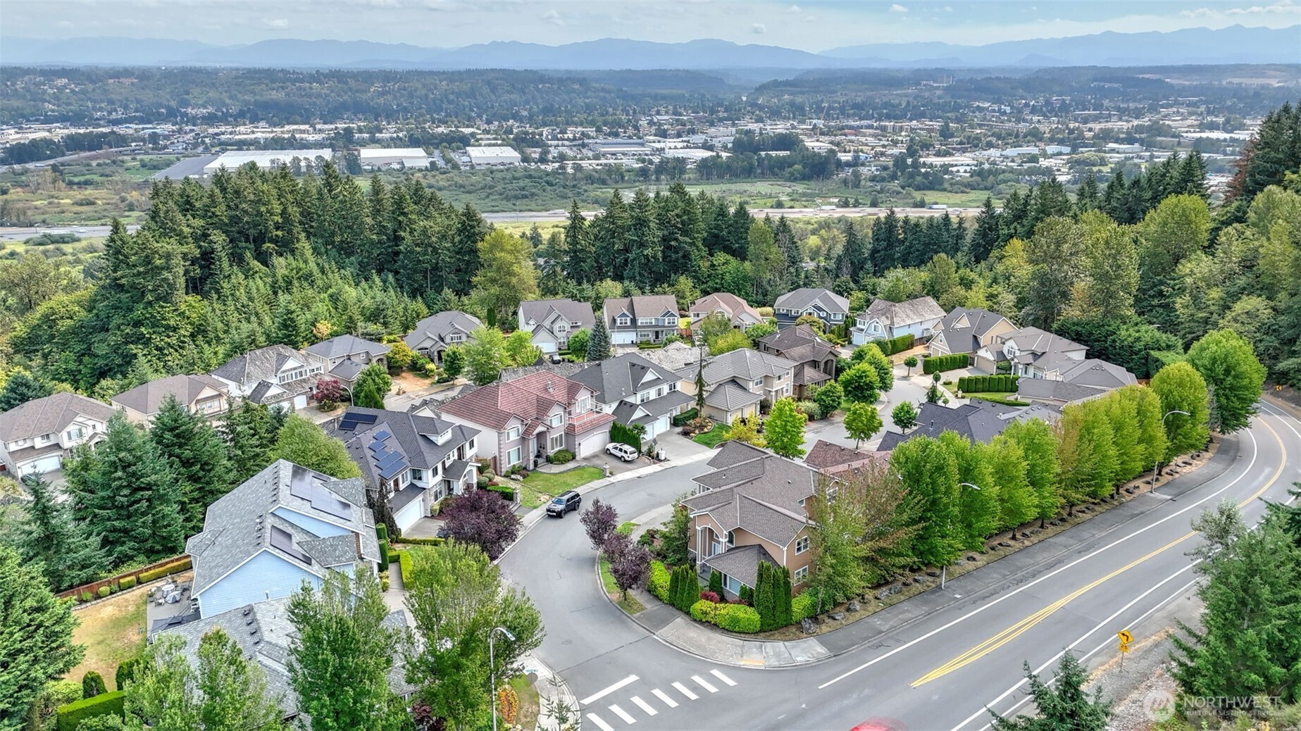 Conveniently located just minutes from shopping, fining & major commuter routes.