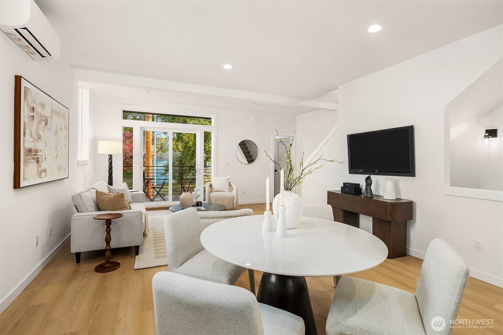 Imagine panoramic views from your private balcony deck. Photos are of a similar model and are for illustrative purposes only. Actual home, finishes, and features may vary.