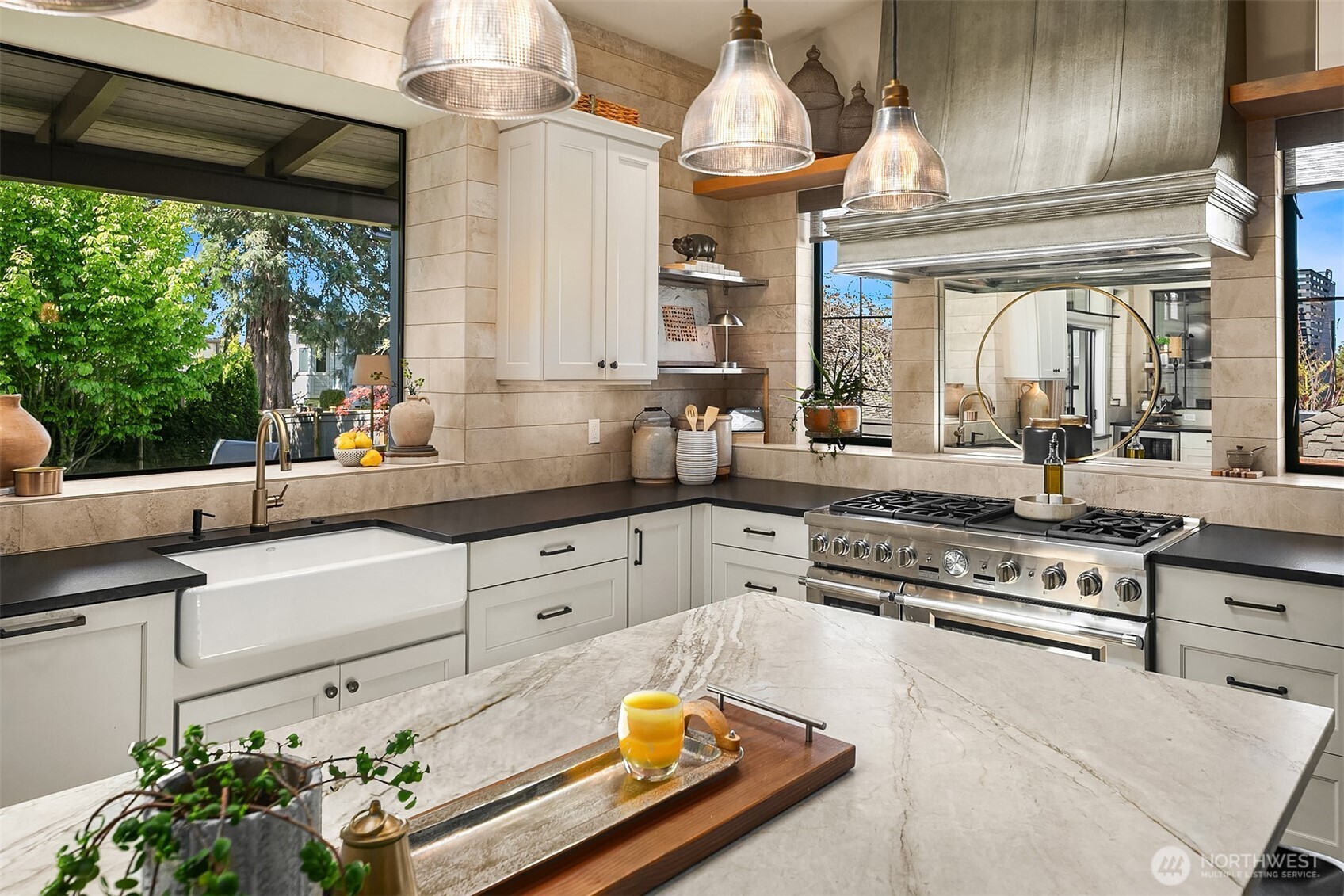 Light filled kitchen with top of the line appliances!