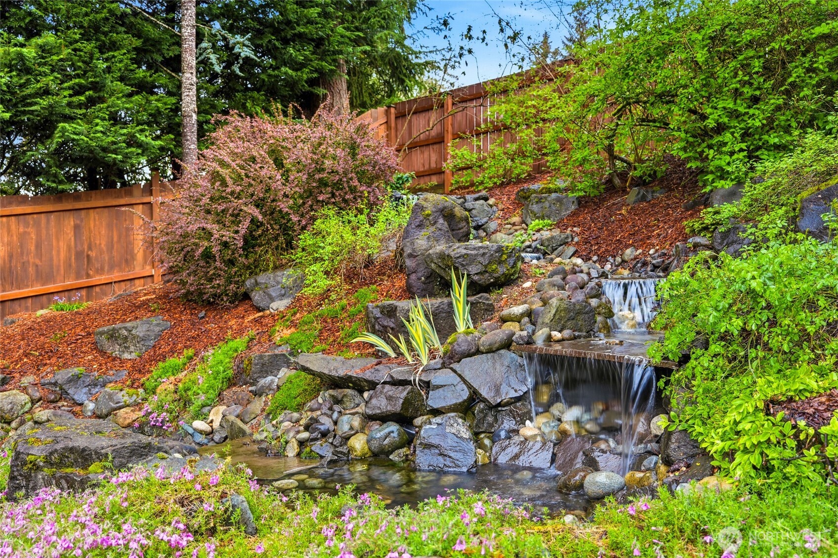 waterfall/water feature