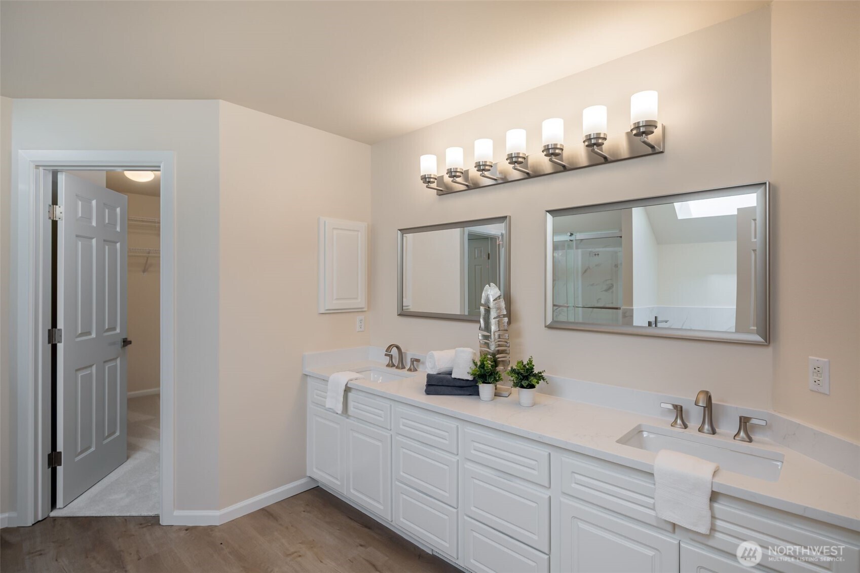 Another view of the dual vanity.