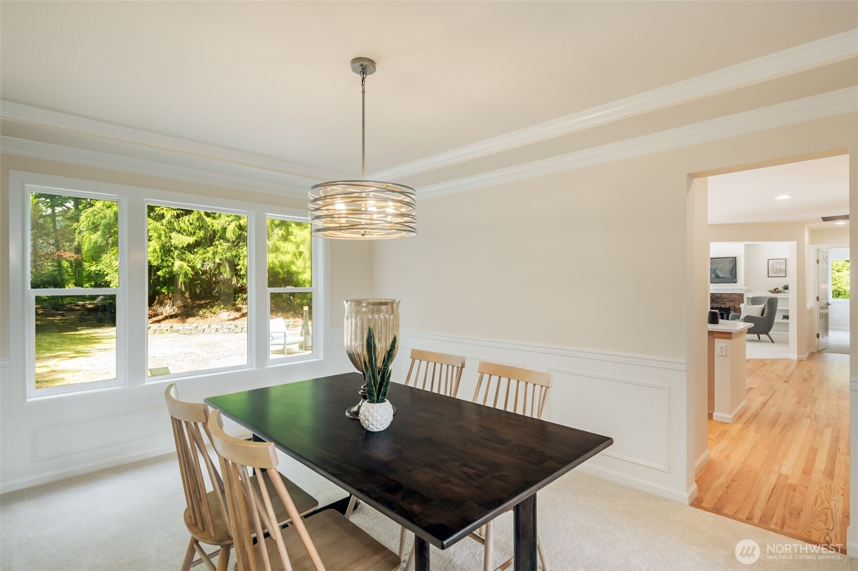 This is a wow kitchen...featuring gas cooktop, undmount farm sink, double oven, lots of cabinet and counter space.  Perfect for entertaining friends and family.