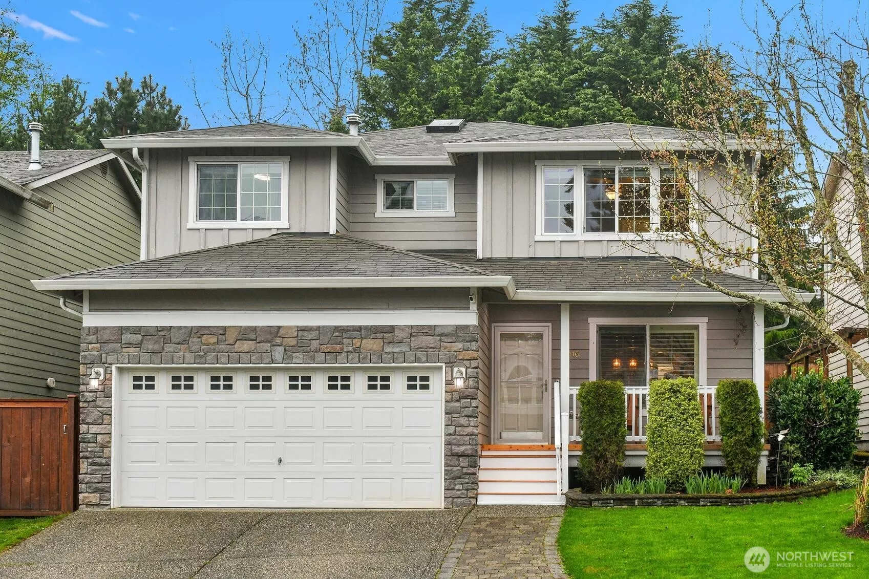 Front of Home w/ Sitting Porch